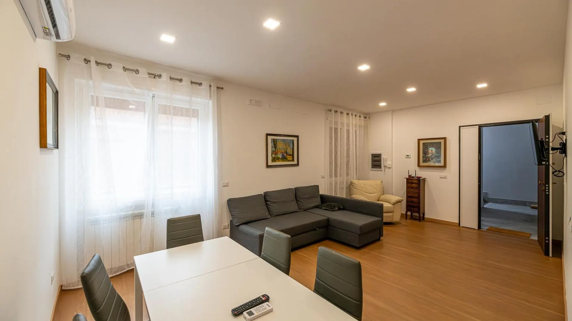 Piazza Lodi - Apartment Rome Italy