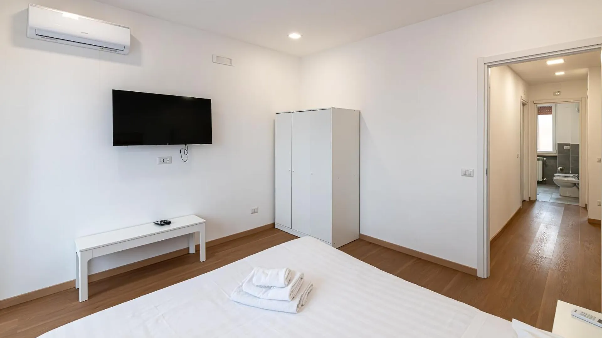 Piazza Lodi - Apartment Rome